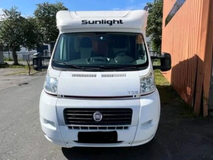 Prix : 18.000 € Fiat Lumière du soleil T 58 AC salon